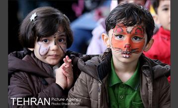 اجرای برنامه عموپورنگ در بوستان زندگی محله هرندی 10