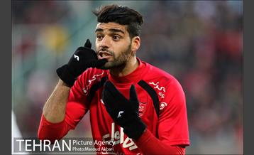 دیدار تیم های فوتبال پرسپولیس و سایپا