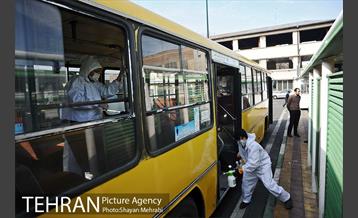 عملیات ضد عفونی کردن اتوبوس های شهری 7