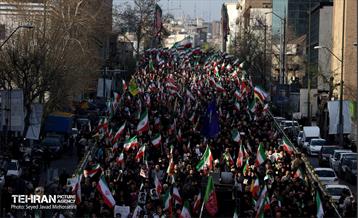 مراسم تشییع «علی لاریجانی»، «غلامرضا سلیمانی» و قهرمانان «ناو دنا» 27