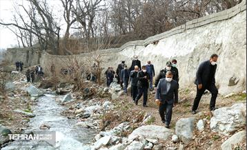 بازدید شهرداران منطقه 2 و 5 از دره فرحزاد