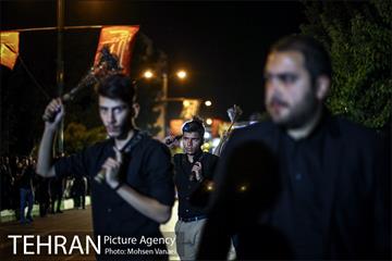 دسته عزاداری در خیابان اندرزگو‎ 14