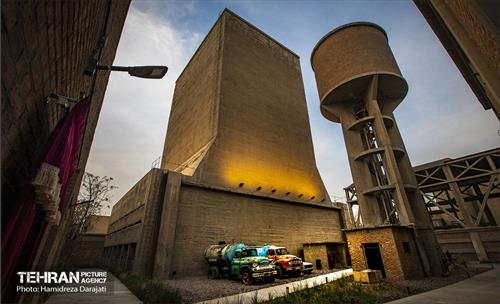 90 سال با سی مان ری  9