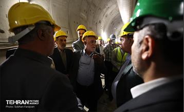 بازدید اعضای شوراهای شهر مراکز استان‌ها از کارگاه خط ۱۰ مترو تهران 12