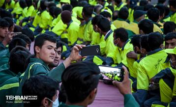 ضیافت یک هزار نفری افطار شهرداری منطقه ۵