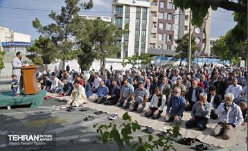 اقامه نماز عید سعید فطر در محله شهران 51