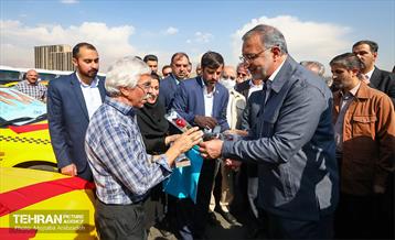 آیین بهره‌برداری از ۲۰۰ اتوبوس و ۶۲ مینی‌بوس 13