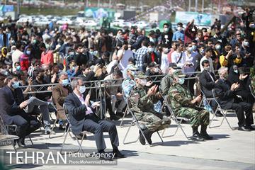 جشن تحویل سال ۱۴۰۰ در میدان آزادی  16