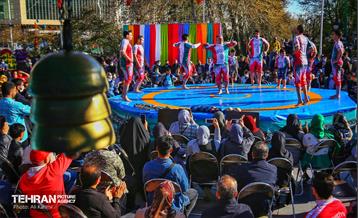 ورزش زورخانه ای در نوروزگاه فرهنگ و ملل پارک ملت 4