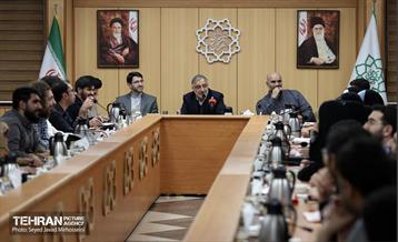 نشست صمیمانه شهردار تهران با تشکل های اسلامی دانشجویی 7