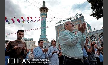 نماز عید فطر در امامزاده صالح(ع) 8