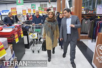 بازدید اعضای شورای شهر از فروشگاه شهروند  4