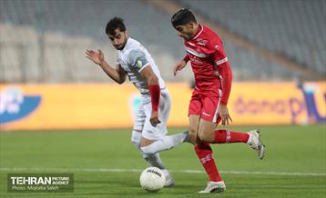 دیدار تیم های فوتبال پرسپولیس تهران و تراکتور سازی تبریز 7