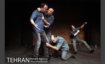 نمایش بهمن کوچیک‎ 20