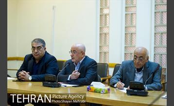 نشست صمیمانه شهردار تهران با شورای عالی و مدیرعامل خانه ی هنرمندان ایران 4