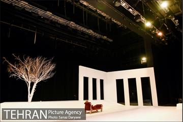 پردیس تئاتر تهران‎ 10