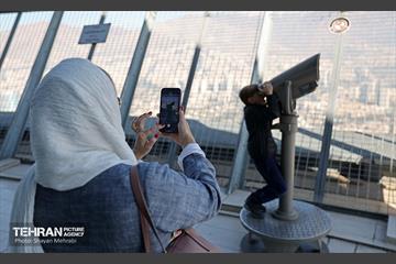 نمایشگاه «رخ دوست»تور تهرانگردی وابستگان نظامی سفارتخانه‌های خارجی مقیم تهران 46