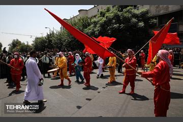 خیمه سوزان ظهر عاشورا در چهار راه گلوبندک  19