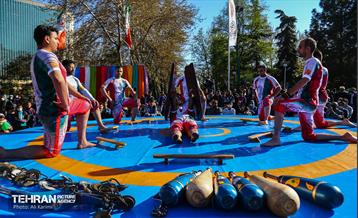 ورزش زورخانه ای در نوروزگاه فرهنگ و ملل پارک ملت 15
