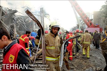 دومین روز نبرد با آوار پلاسکو 24