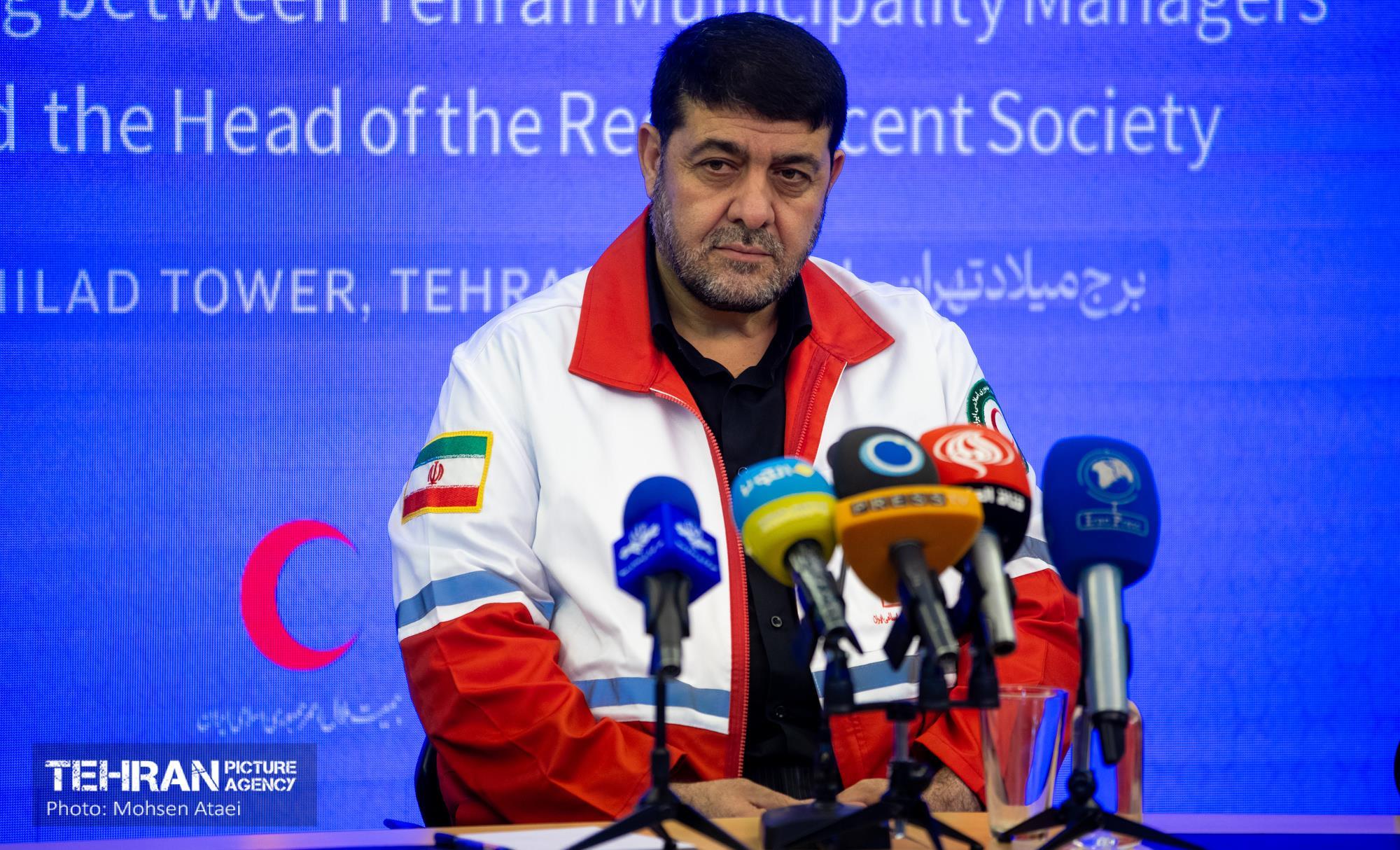 نشست مدیران شهرداری تهران با رئیس جمعیت هلال احمر 53