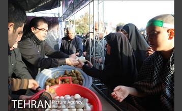 حضور شهروندان منطقه 15 در راهپیمایی اربعین امام حسین(ع) 1