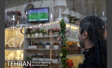 تماشای فوتبال؛ بهانه ای برای شادی 1