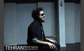 نمایش خداوند هایم را فراموش کرده است‎ 11