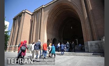 شهردار وین، مهمان تهران 1