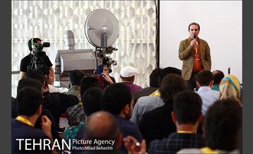 روز اول سی و چهارمین جشنواره جهانی فیلم فجر 1