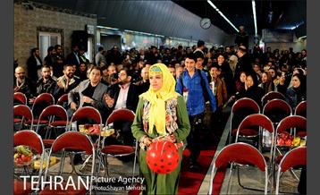 ویژه برنامه شب یلدا در مترو تجریش 3