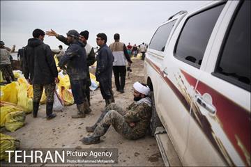 جلوگیری از ورود اب گرگان رود به شهر اق قلا 4