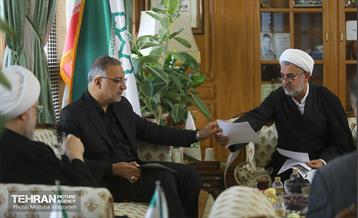 دیدار آیت‌الله اراکی با شهردار تهران