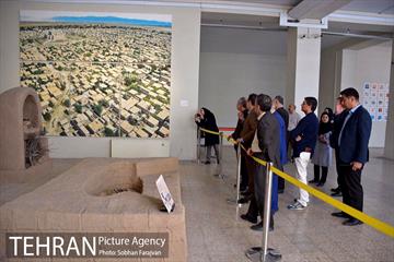 گشایش نمایشگاه تهران باستان 17
