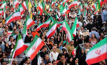 اجتماع مردمی در حمایت و تشکر از نیروهای مسلح در میدان انقلاب 5