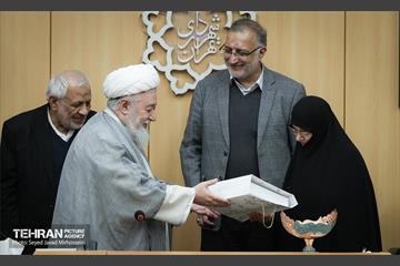دیدار شهردار تهران با جمعی از زندانیان انقلابی سال ۵۷ 5