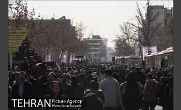 تشییع شهدای آتش نشان با حضور مردم 16