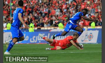 دیدار تیم های پرسپولیس و استقلال 21