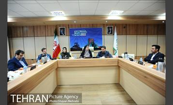 حضور زهرا نژاد بهرام در مرکز ارتباطات شهرداری تهران 16