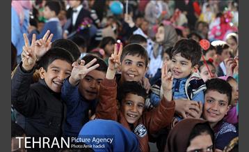 اجرای زنده برنامه محله گل و بلبل در میدان هرندی 10