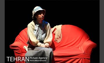 افتتاح تماشاخانه کنش معاصر با اجرای نمایش بازی یالتا‎ 9