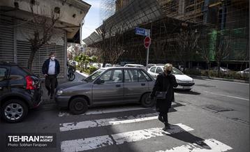 بی قانونی؛ تعرض به حریم پیاده راه 6