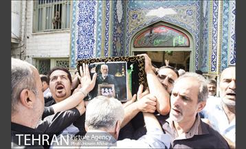 تشییع پیکر پدر شهیدان خالقی پور 3