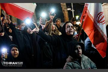 مراسم سوگواری هفتمین روز شهادت رهبر انقلاب در میدان هفت‌حوض