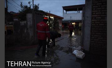 تخلیه آب از منازل مسکونی شهر آق قلا8