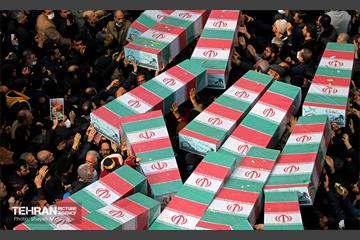 تشییع پیکر ۲۰۰ شهید گمنام دفاع مقدس در تهران 50