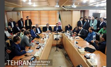 نشست بررسی روند برگزاری انتخابات شورایاری ها 18