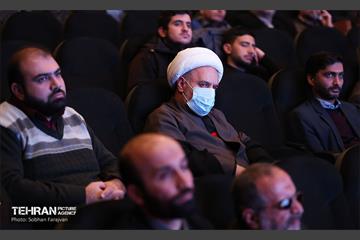 آئین نکوداشت «سیاستمدار صادق» 12