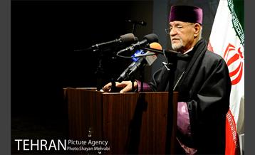 همایش گرامیداشت ایثارگران ادیان توحیدی 15