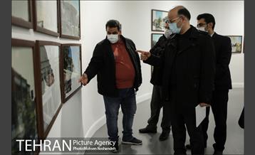 بازدید شهردار منطقه شش از نمایشگاه تهران از منظر هنرمندان 8